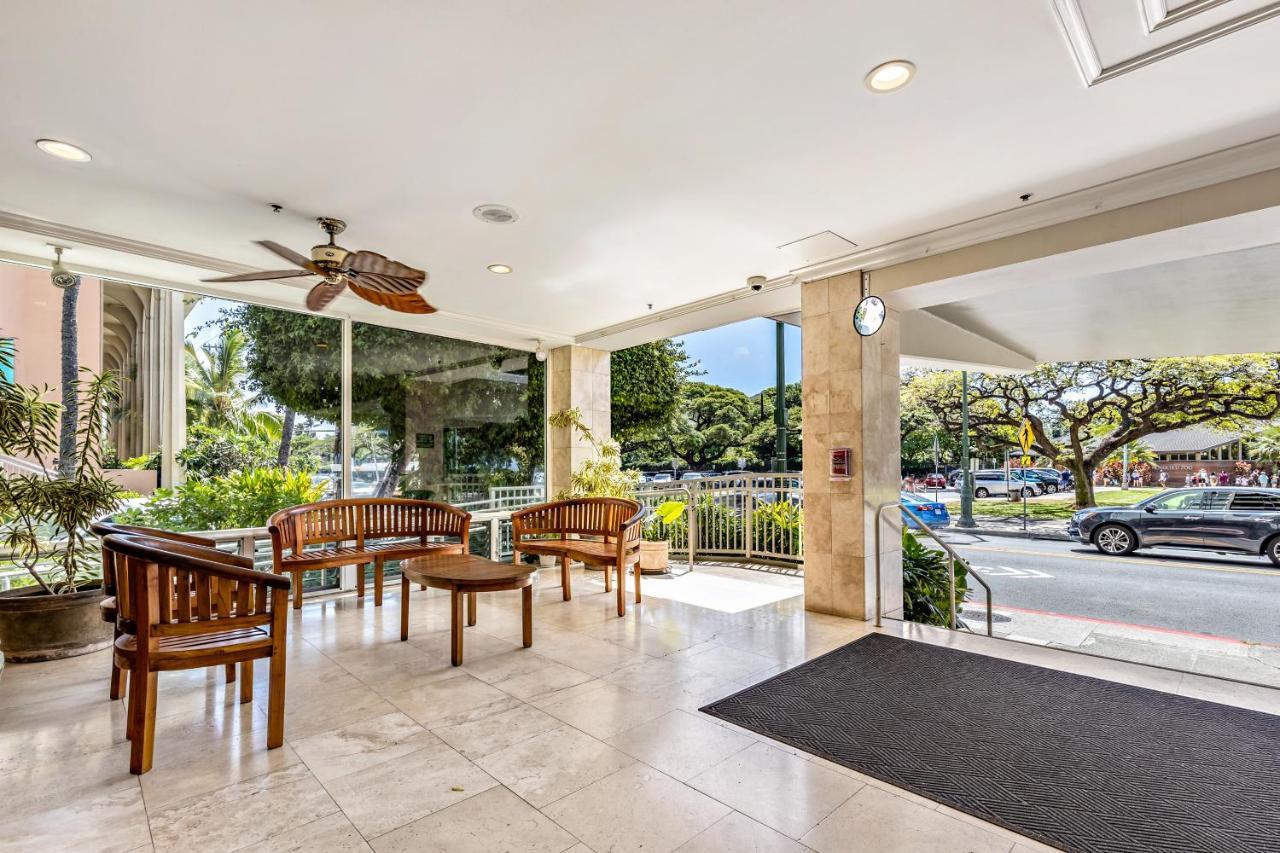 Inviting Waikiki Grand Hotel Room One Block To Beach! هونولولو المظهر الخارجي الصورة